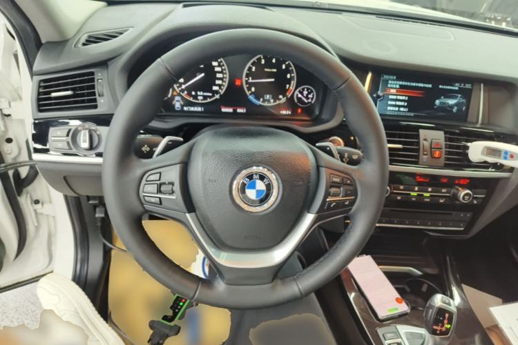 Used BMW X4 2014 xDrive20i X Design Package Steering Wheel