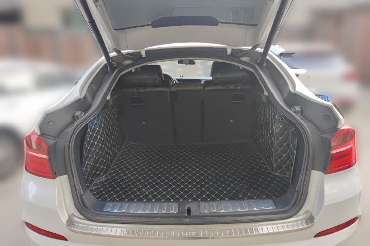 Used BMW X4 2014 xDrive20i X Design Package Trunk