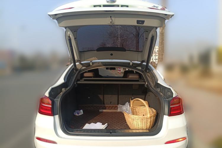 Used BMW X4 2014 xDrive20i X Design Package Trunk