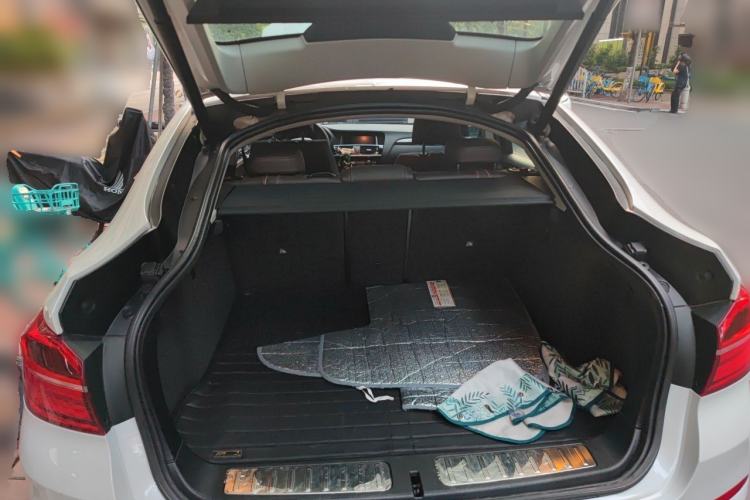 Used BMW X4 2014 xDrive20i X Design Package Trunk