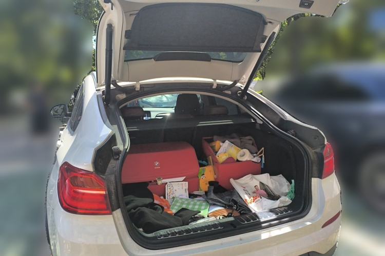Used BMW X4 2014 xDrive20i X Design Package Trunk