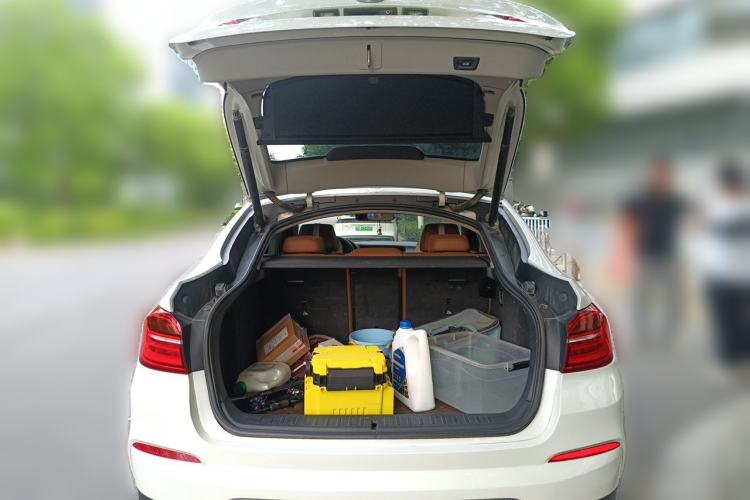 Used BMW X4 2014 xDrive28i Leading Model Trunk