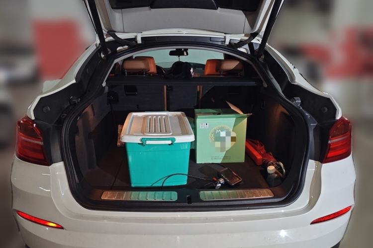 Used BMW X4 2014 xDrive20i X Design Package Trunk