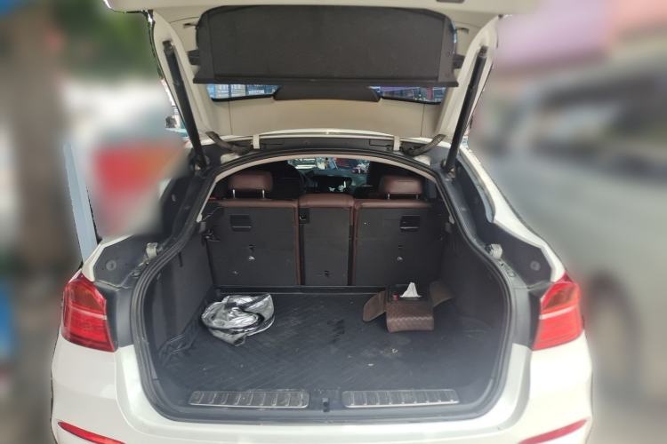 Used BMW X4 2014 xDrive20i X Design Package Trunk