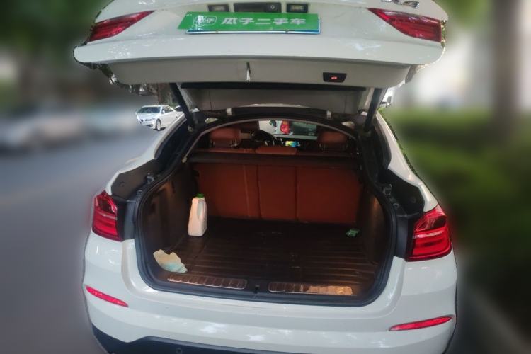 Used BMW X4 2014 xDrive20i X Design Package Trunk
