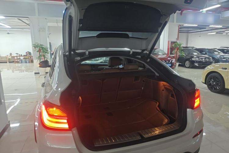 Used BMW X4 2014 xDrive28i Leading Model Trunk