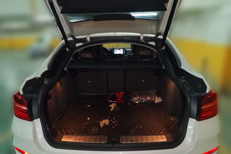 Used BMW X4 2014 xDrive20i X Design Package Trunk
