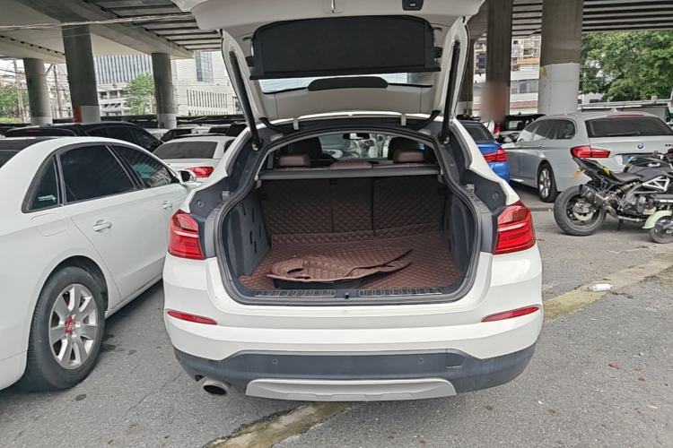 Used BMW X4 2014 xDrive20i X Design Package Trunk