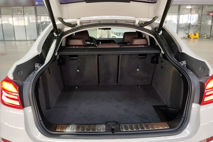 Used BMW X4 2014 xDrive20i X Design Package Trunk