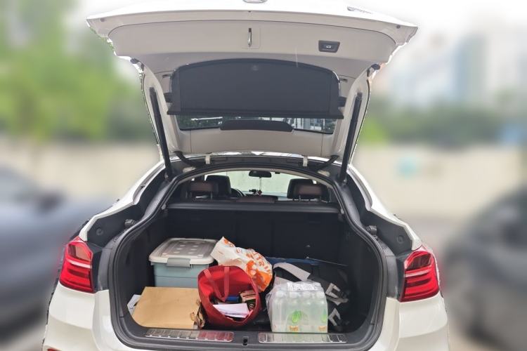 Used BMW X4 2014 xDrive20i X Design Package Trunk