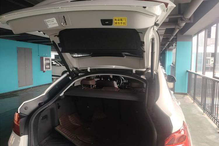 Used BMW X4 2014 xDrive20i X Design Package Trunk