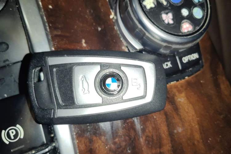 Used BMW X4 2014 xDrive20i X Design Package Vehicle Key
