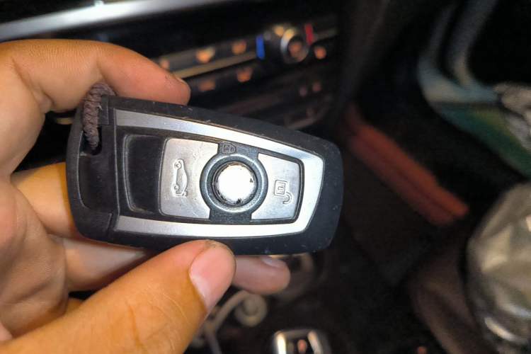 Used BMW X4 2014 xDrive20i X Design Package Vehicle Key