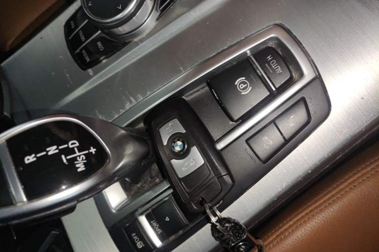 Used BMW X4 2014 xDrive28i Leading Model Vehicle Key