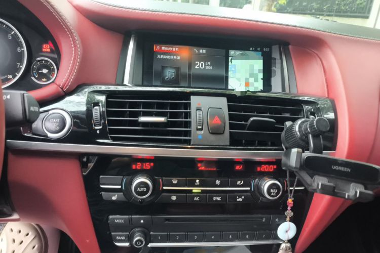 Used BMW X4 2016 xDrive20i M Sport Edition Audio And AC Panel