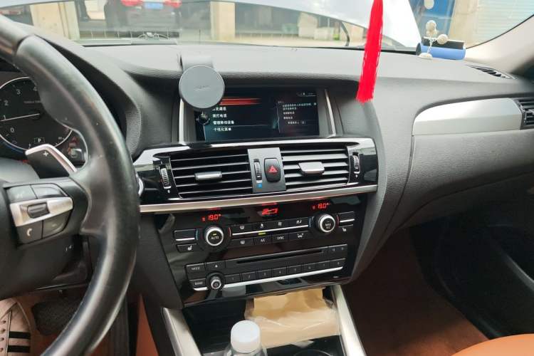 Used BMW X4 2016 xDrive20i M Sport Edition Audio And AC Panel