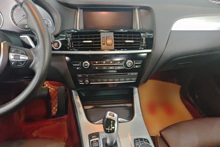 Used BMW X4 2016 xDrive20i M Sport Edition Audio And AC Panel