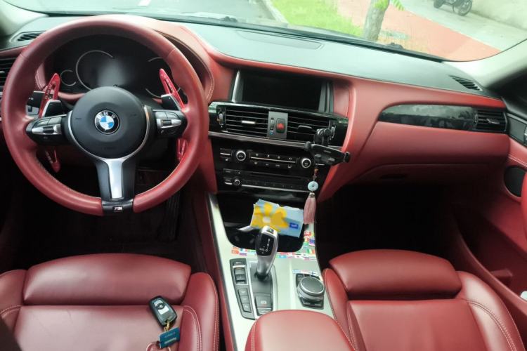 Used BMW X4 2016 xDrive20i M Sport Edition Center Console