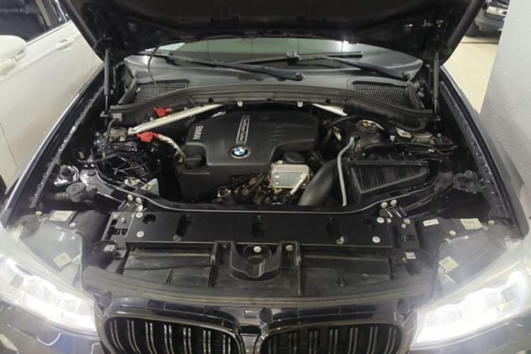 Used BMW X4 2016 xDrive20i M Sport Edition Engine Bay