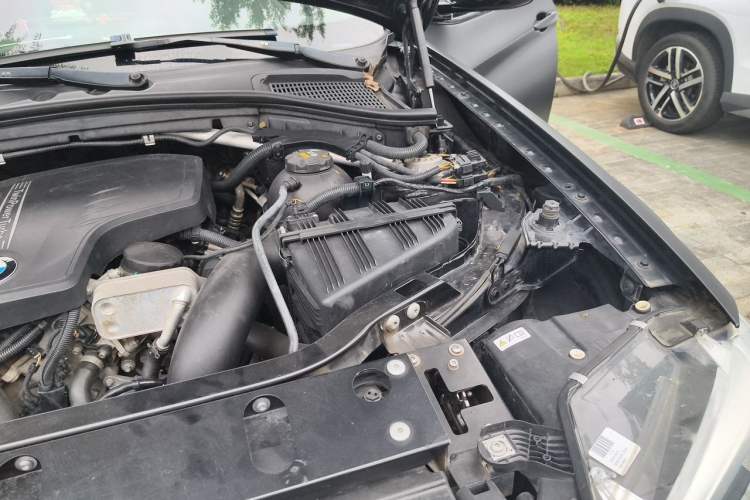 Used BMW X4 2016 xDrive20i M Sport Edition Engine Bay Left