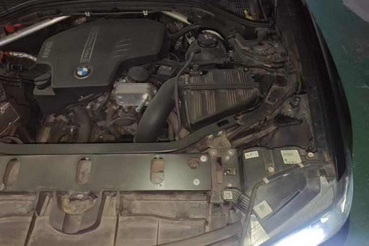 Used BMW X4 2016 xDrive20i M Sport Edition Engine Bay Left