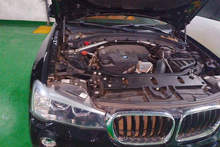 Used BMW X4 2016 xDrive20i M Sport Edition Engine Bay Right