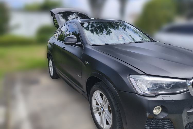 Used BMW X4 2016 xDrive20i M Sport Edition Front Right 45 Deg