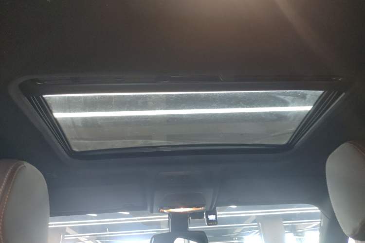 Used BMW X4 2016 xDrive20i M Sport Edition Headliner