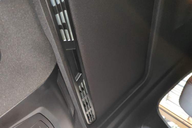 Used BMW X4 2016 xDrive20i M Sport Edition Headliner