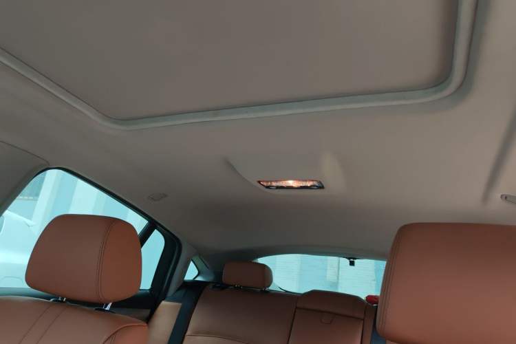 Used BMW X4 2016 xDrive20i M Sport Edition Headliner