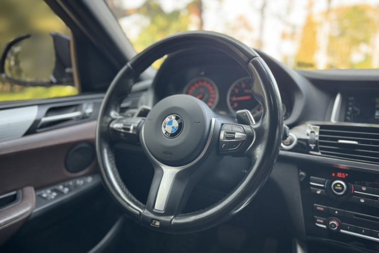Used BMW X4 2016 xDrive20i M Sport Edition Interior 2