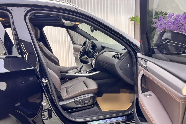 Used BMW X4 2016 xDrive20i M Sport Edition Interior 5