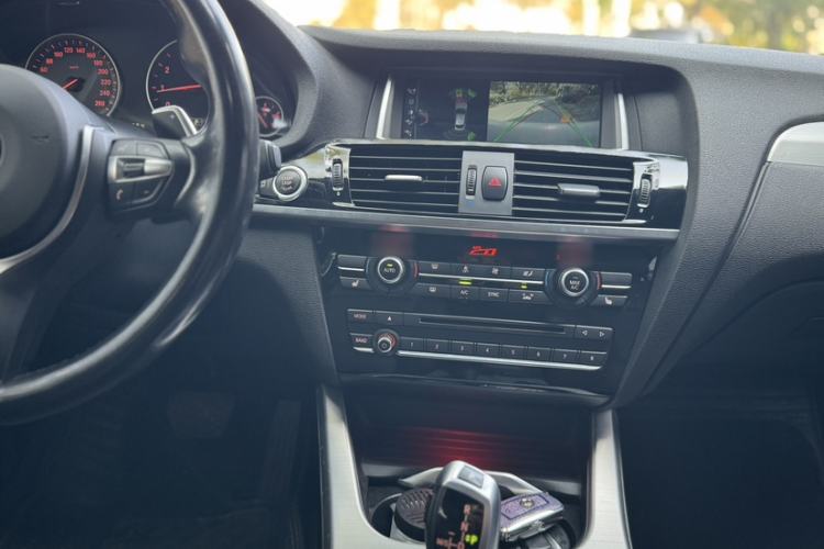 Used BMW X4 2016 xDrive20i M Sport Edition Interior 5