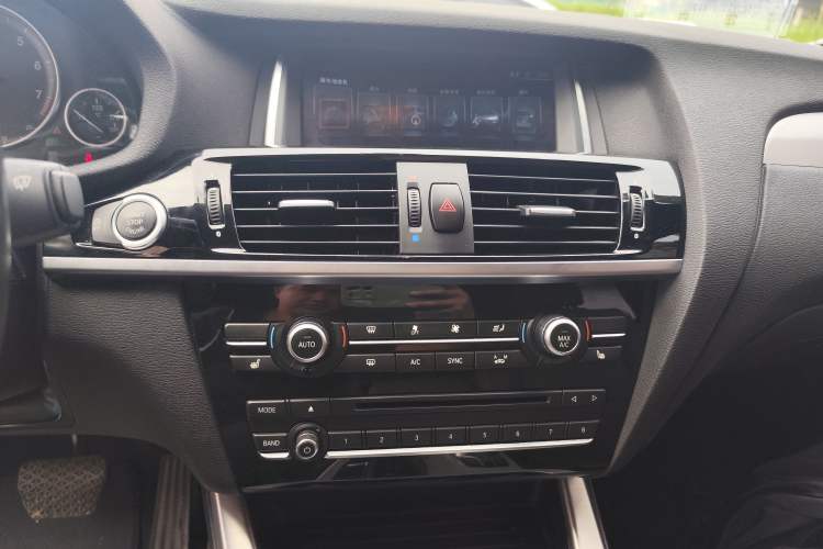 Used BMW X4 2016 xDrive20i M Sport Edition Interior 5