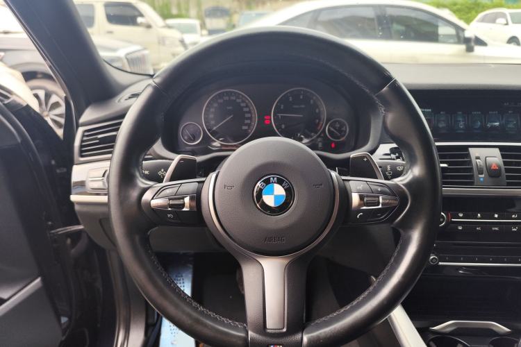 Used BMW X4 2016 xDrive20i M Sport Edition Interior 6