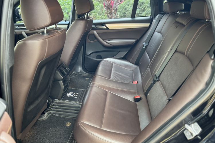 Used BMW X4 2016 xDrive20i M Sport Edition Interior 8