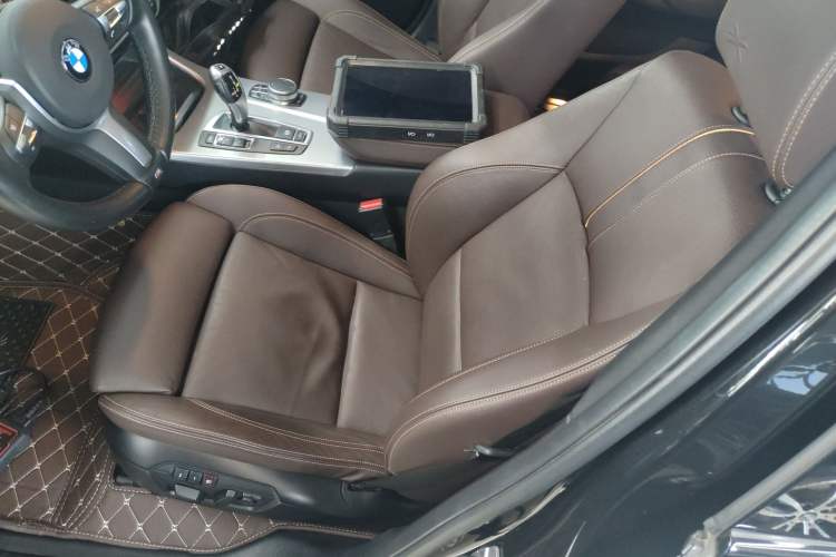 Used BMW X4 2016 xDrive20i M Sport Edition Left Front Seat