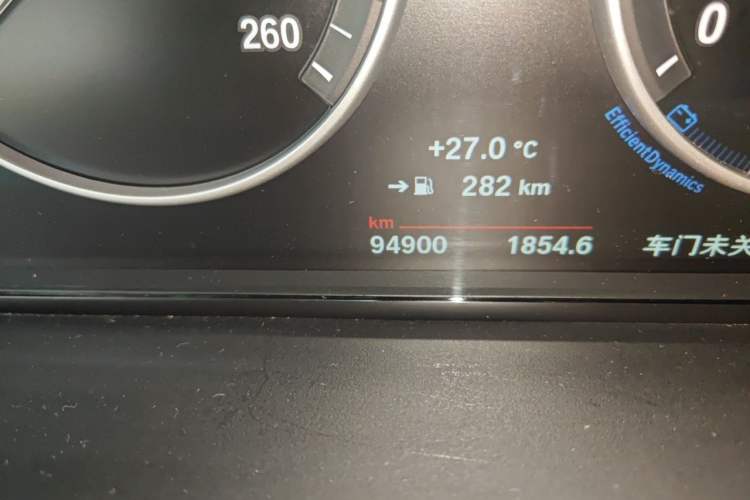 Used BMW X4 2016 xDrive20i M Sport Edition Odometer Close Up