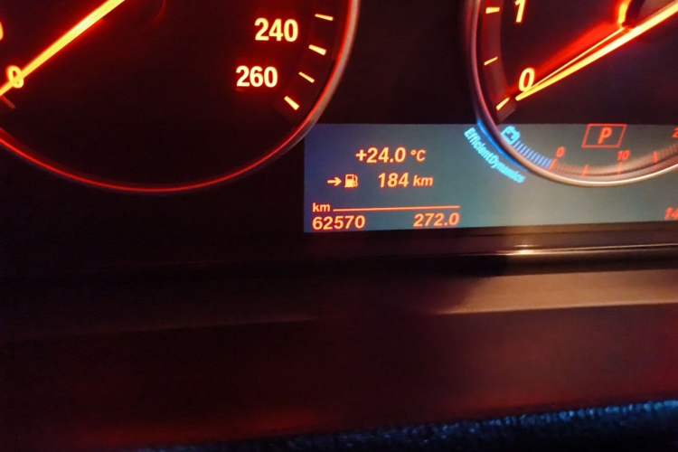 Used BMW X4 2016 xDrive20i M Sport Edition Odometer Close Up