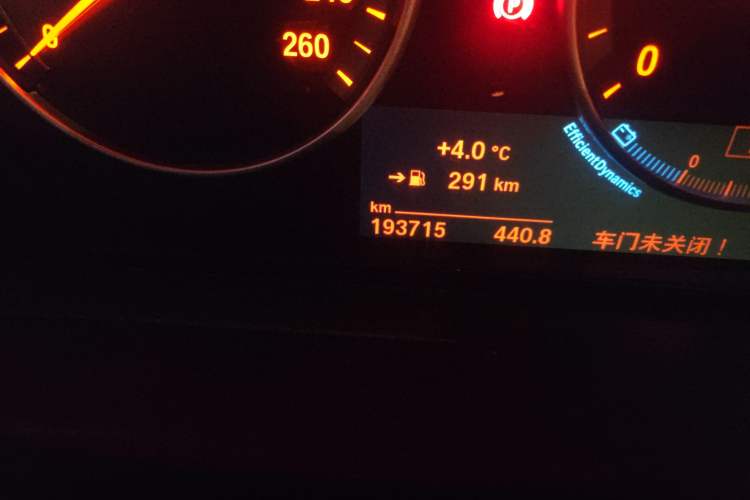 Used BMW X4 2016 xDrive20i M Sport Edition Odometer Close Up