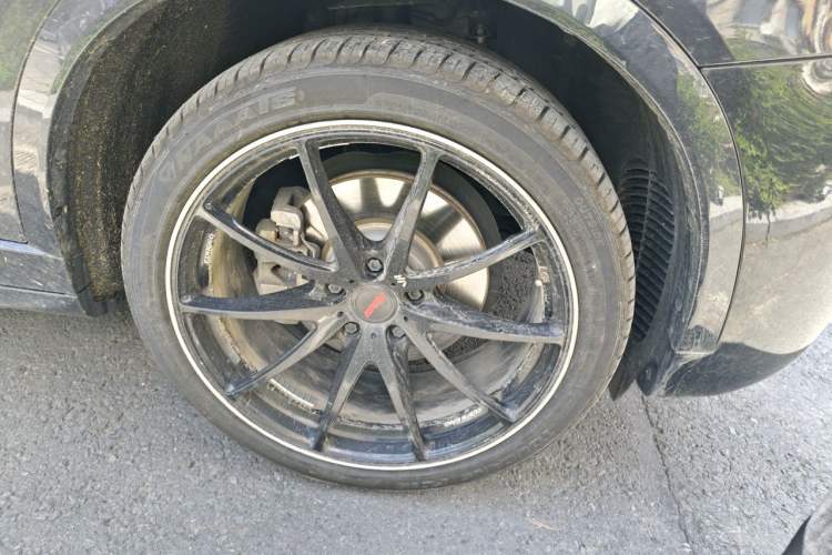 Used BMW X4 2016 xDrive20i M Sport Edition Right Front Wheel Hub