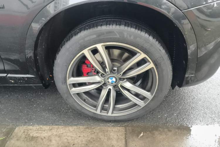 Used BMW X4 2016 xDrive20i M Sport Edition Right Front Wheel Hub
