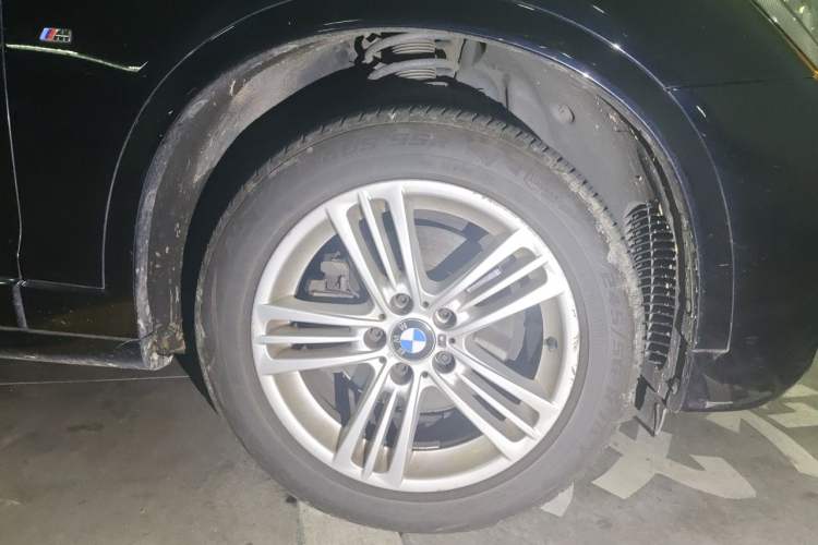 Used BMW X4 2016 xDrive20i M Sport Edition Right Front Wheel Hub