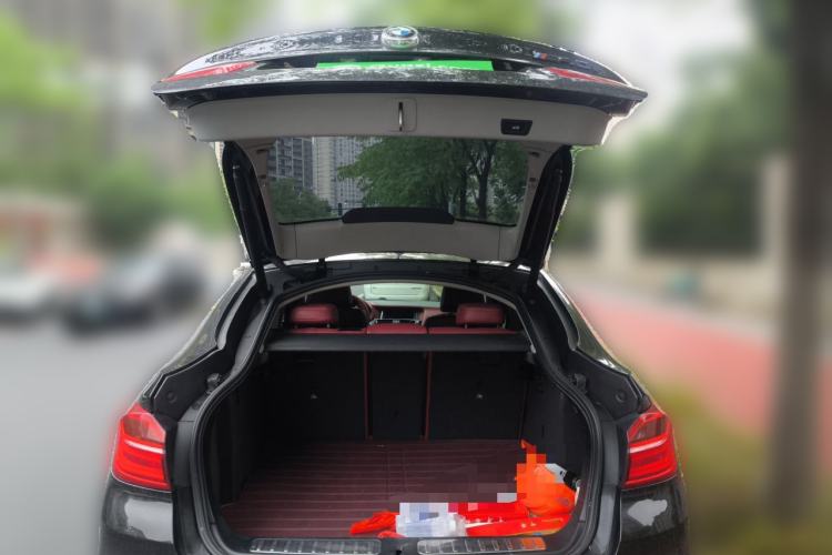 Used BMW X4 2016 xDrive20i M Sport Edition Trunk