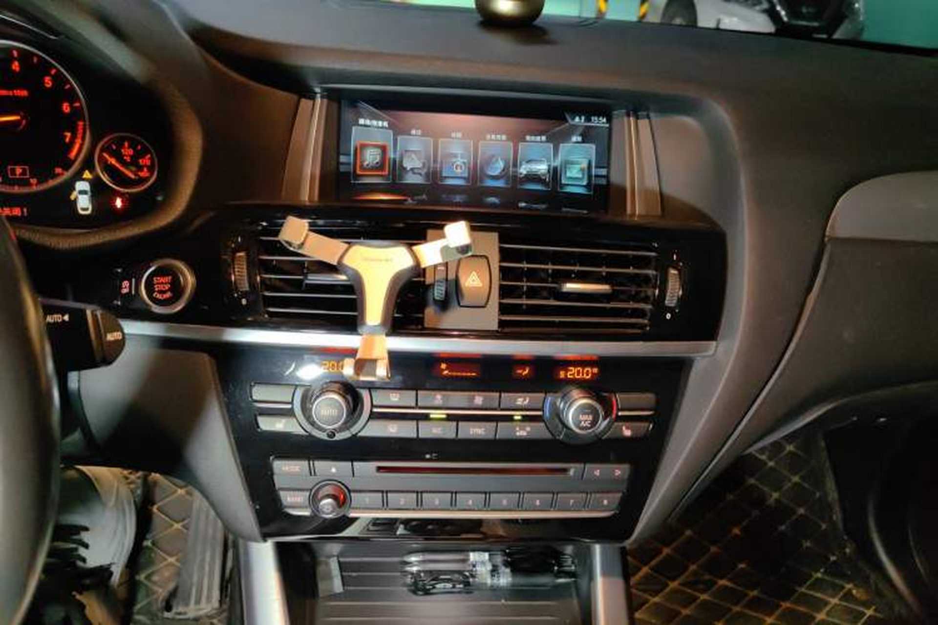 Used BMW X4 2016 xDrive20i M Sport Edition Audio And AC Panel