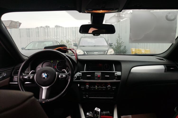 Used BMW X4 2016 xDrive20i M Sport Edition Center Console