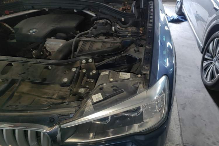 Used BMW X4 2016 xDrive20i M Sport Edition Engine Bay Left