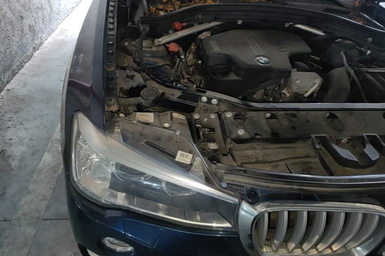 Used BMW X4 2016 xDrive20i M Sport Edition Engine Bay Right