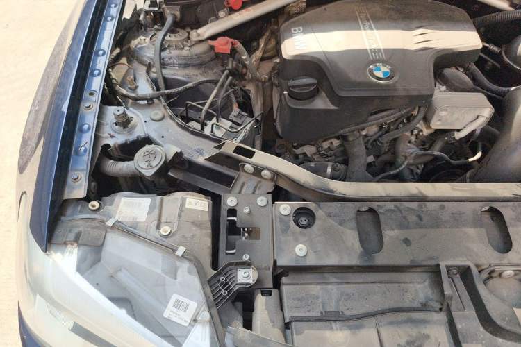 Used BMW X4 2016 xDrive20i M Sport Edition Engine Bay Right