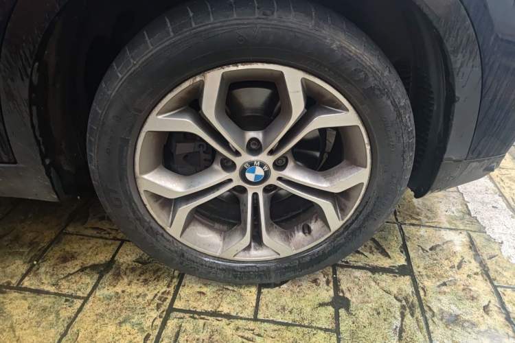 Used BMW X4 2016 xDrive20i M Sport Edition Right Front Wheel Hub